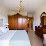 Casa Lolina טרור