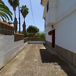 בית נופש Casa Lolina טרור