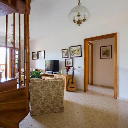 Casa Lolina